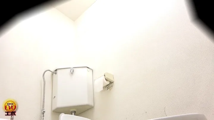 Long-Booted Japanese Girl Shits in a Cramped Toilet Stall - Scat JAV download from ScatHD.com 