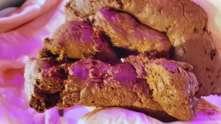 Betty Shows Off Her Sweet Mess in a Homemade Scat Solo - Scat/Copro